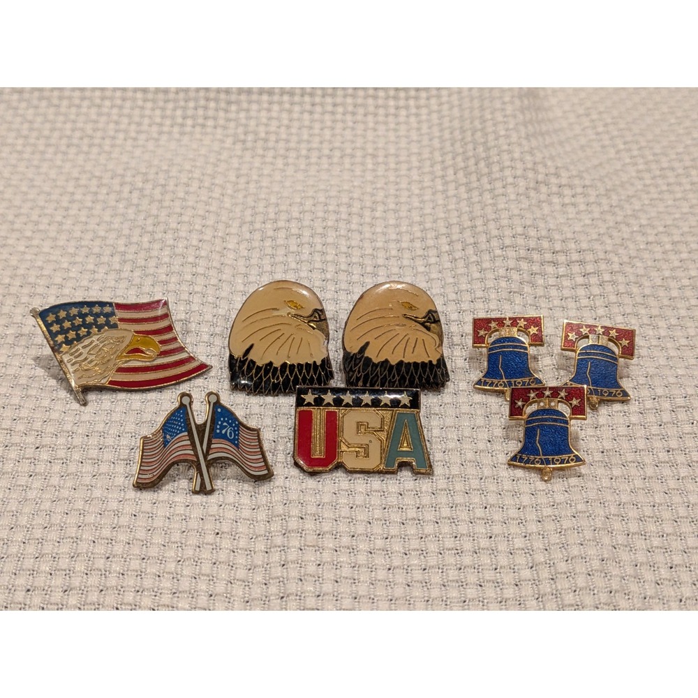 Vintage Patriotic Pin Lot 8 USA Flag Eagle Liberty Bell Bicentennial 1976 Hat